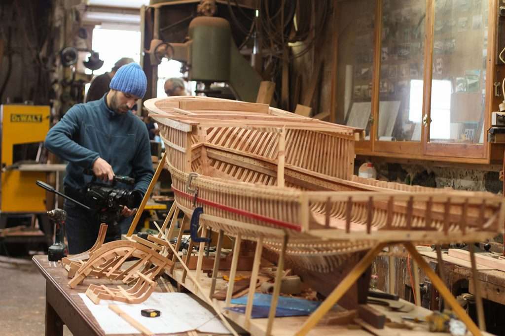 wooden boat maket